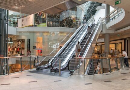stairs-906723_1280.jpg